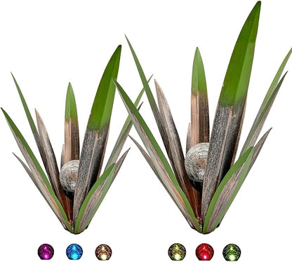 Metal Agave Plant Garden Art, 2 Pack Big Tequila Rustic Sculpture, Rustic Metal Agave Plants Lawn Home Ornaments, for Yard Stakes, Garden Figurines, Outdoor Patio (2 PCS Green with Light)