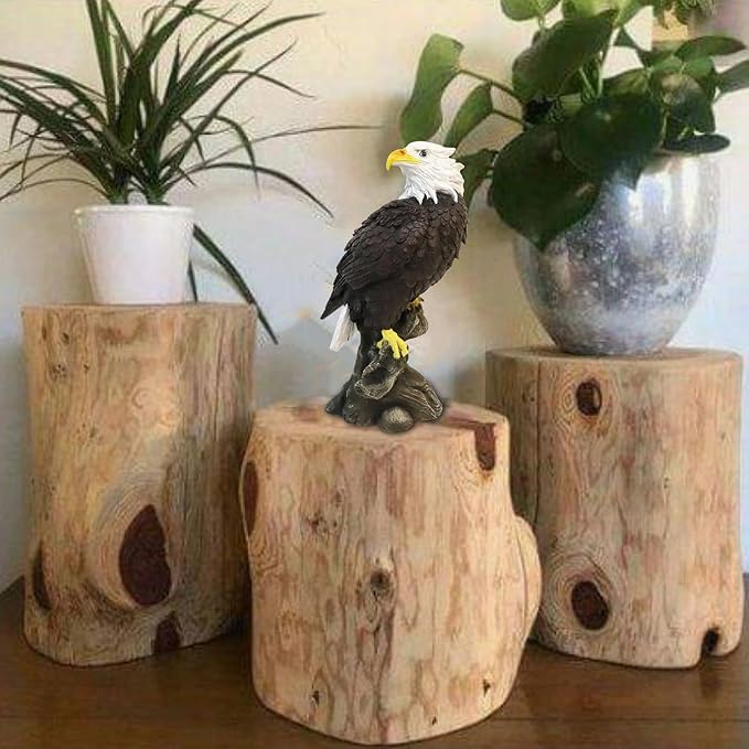 Bald Eagle Garden Statues, Outdoor Resin Sculptures, Christmas Animal Decor for Patio Porch Yard, Home Garden Desk Office Decor Art Figurine Ornament