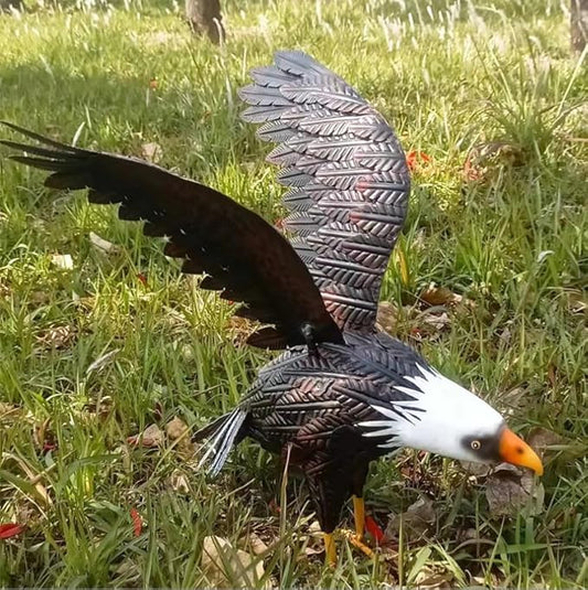Eagle Statue Animal Sculpture Garden Decoration Metal Yard Art for Yard Outdoor Decoration