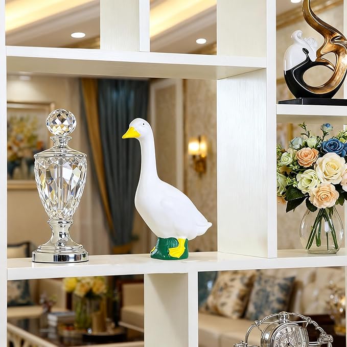 7 Inch White Goose Statue Resin Figurine Lifelike Desktop Animal Ornament for Home Garden Outdoor Decor, Perfect for Porch Lawn Patio Backyard Farm Theme Decoration, Collectible Craft Sculpture
