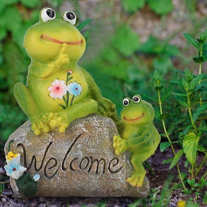 Frog Statue, Frog Welcome Sitting on Stone Figurine Landscape Resin Sculpture