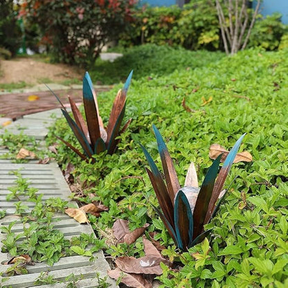 Metal Agave Plant Garden Art, 2 Pack Big Tequila Rustic Sculpture, Rustic Metal Agave Plants Lawn Home Ornaments, for Yard Stakes, Garden Figurines, Outdoor Patio (2 PCS Colorful with Light)