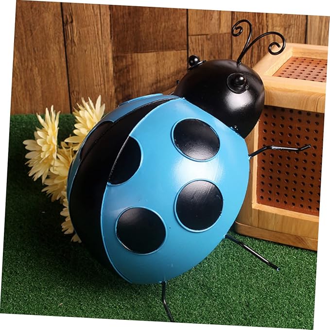 Kisangel 3pcs Simulated Ladybug Decor Iron Garden Ornaments for Outdoor Decoration for Yards and Patios Vibrant Colors for Home and Garden Aesthetics