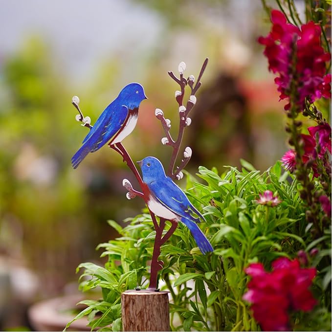 Wrought Iron Bird Decoration Metal Iron Art Animal Bird Hanging Ornaments Cute Bird Art Iron Sculpture Creative Outdoor Silhouettes Garden Crafts for Garden (Blue)