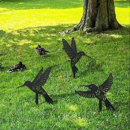 WADORN 3 Styles Hummingbirds Metal Decorative Garden Stakes, Funny Hummingbirds Flowers Metal Silhouette Statues Animal Garden Ornament Gifts Black Yard Art Decoration for Outdoor Backyard Patio Lawn