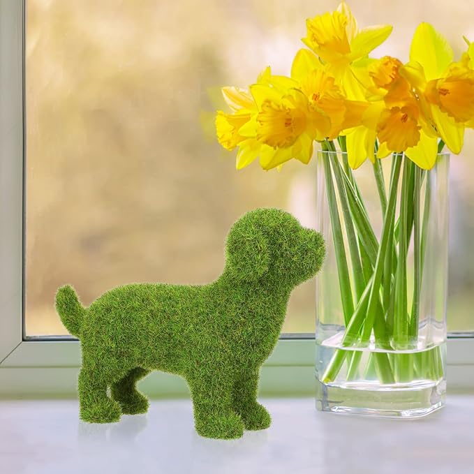 VILLCASE 6.88 Inch Flocked Dog Figurine, Faux Moss Puppy Statue for Garden and Patio Decor, Realistic Green Artificial Topiary Animal Ornament for Indoor Desktop, Shelf and Photography Prop