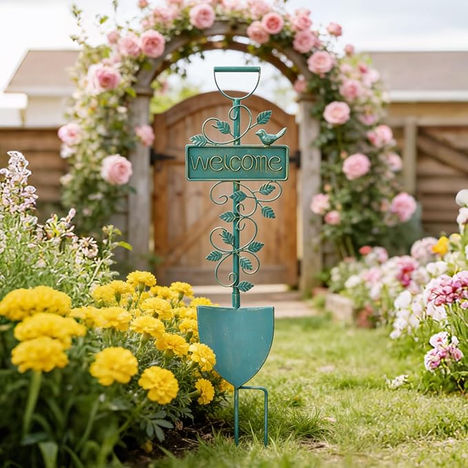 Metal Garden Art,Garden Stakes Decorative,Outdoor Welcome Stake with Shovel Design for Farmhouse, Garden Entrance, Lawn Decor