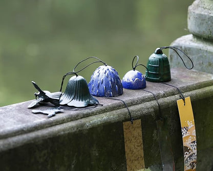 Japanese Wind Chime Cast-Iron Outdoor Ornament for Garden, Patio & Balcony, Hanging Metal Wind-Bell Decoration Gift, Blessing Pendant Windchimes, Green Hummingbirds