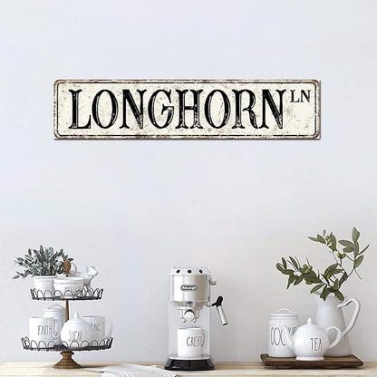 Madcolitote Personalized Longhorn Street Sign Vintage Longhorn Wood Signs Farmhouse Wall Art Rustic Wall Decorations for Living Room Home Decor for Home Bars Clubs Cafes Man Cave Party 4x18in