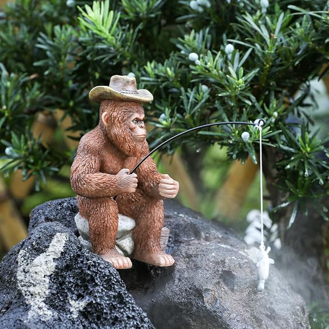 Bigfoot Statue - Bigfoot Fishing Resin Figures 7.2 Inches, Sasquatch Gifts. Bigfoot Decoration is Suitable for Outdoor and Indoor Decor. Garden Bigfoot Decor Father's Day