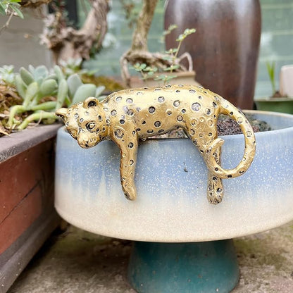 Miniature Lying Leopard Figurines Plant Decorations for Pots,Golden Resin Leopard Statue Planter Pot Hugger,Cute Flower Pot Hanger,Funny Garden Decor Outdoor Yard Balcony Gifts