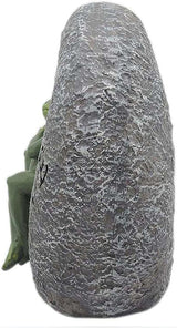 Romantic Frogs Couple Statues, Love Frogs Sitting on Stone Figurine, Resin Garden Ornament, Outdoor Animal Decor Collection, 7”H Gifts for Anniversary and Valentine