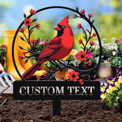 Personalized Name Garden Cardinal Metal Signs with Stake, Custom Family Name Yard Decor for Outdoor Outside, Cardinal Lawn Patio Stake Gardening Enthusiasts Grandmothers Gift