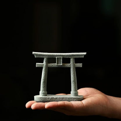 6 PCS Mini Zen Garden Accessories, Miniature Garden Bridge Foo Dogs Torii Gate Sandstone Figurines Meditation Zen Decor Japanese Fish Tank Terrarium Decorations Plant Pots Bonsai Craft Decor (M)