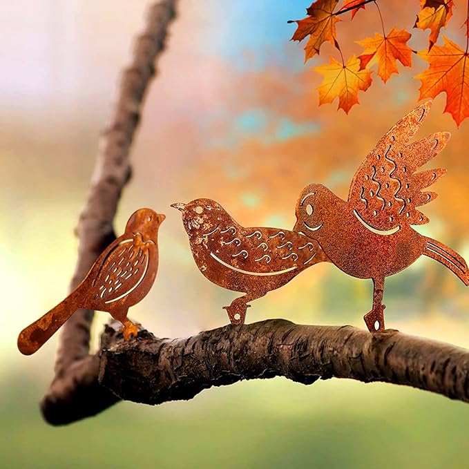 Garden Stake Rust Decoration - Set of 4 Patina Metal Bird Stake Garden Decorations with Screw Thread, Perfect for Garden, Patio, Balcony, and Fence Ornaments