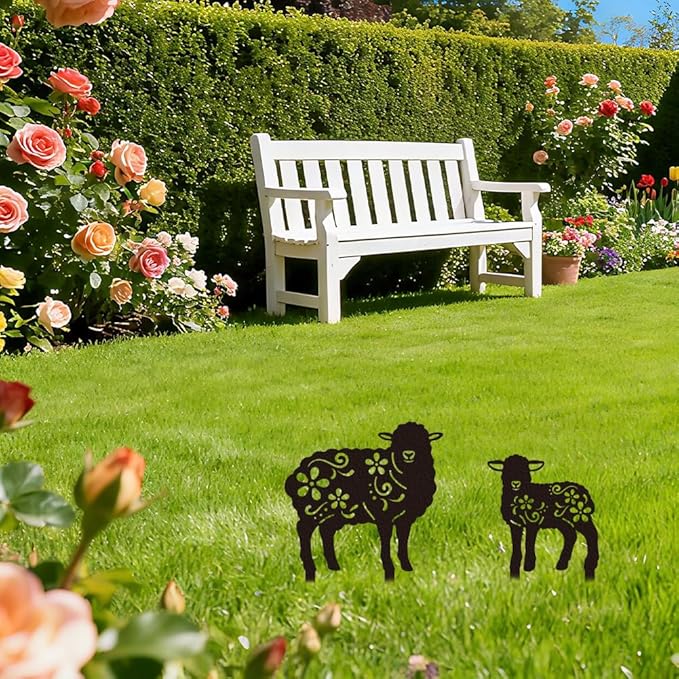 WADORN 2 Styles Sheep Metal Decorative Garden Stakes, Funny Sheep Flowers Metal Silhouette Statues Animal Garden Ornament Gifts Black Yard Art Decoration for Outdoor Backyard Patio Lawn Walkways