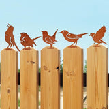 5PCS Metal Birds Fence Decoration, Outdoor Rusty Birds Garden Sculptures and Yard Art, Craft Statue Ornaments Rustic Farmhouse Garden Decor (Style 1)