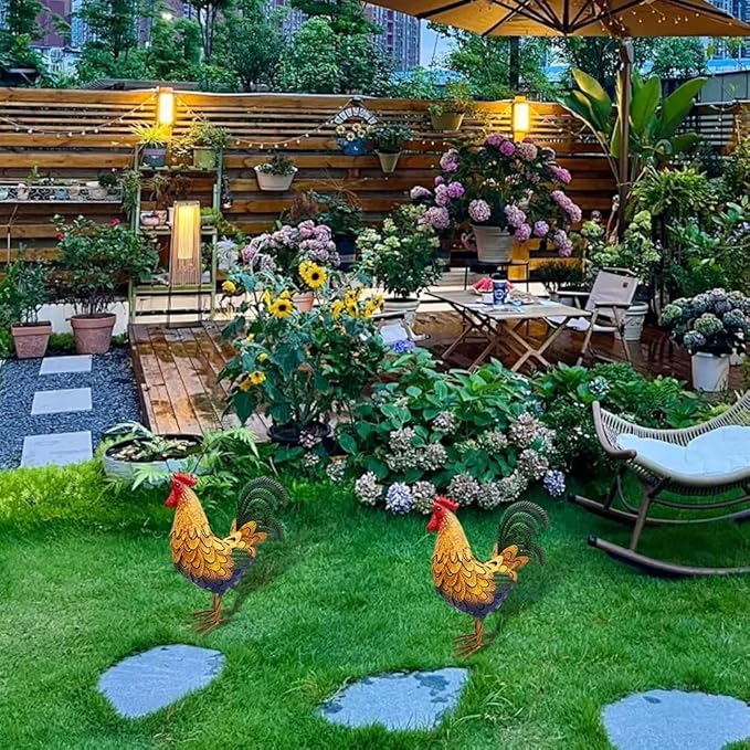 Metal Rooster Yard Decor,16 in Outdoor Chicken Statue Decoration for Patio Lawn Garden,3D Rooster Garden Statues,Chicken Yard Art Sculpture Outdoor Figurines,Metal Chicken Decor,1 Pcs (Gold)