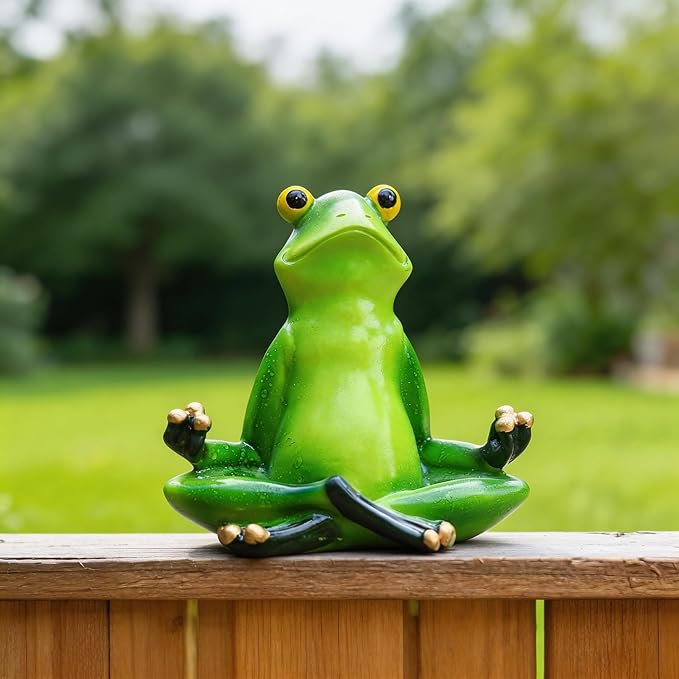 Yoga Frog Statue Outdoor Decor,4.0''(H) Sukhasana Frog Garden Sculptures for Yard Lawn,Resin Animal Figurines Home Porch Patio Table Yoga Art Decorations