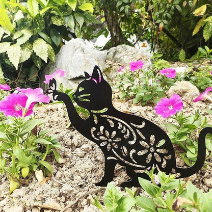 Zerodis Hollow Garden Statue Exquisite Black Cat Decoration for Bird Scaring Iron Garden Ornament for Outdoor Spaces Gardening Supplies