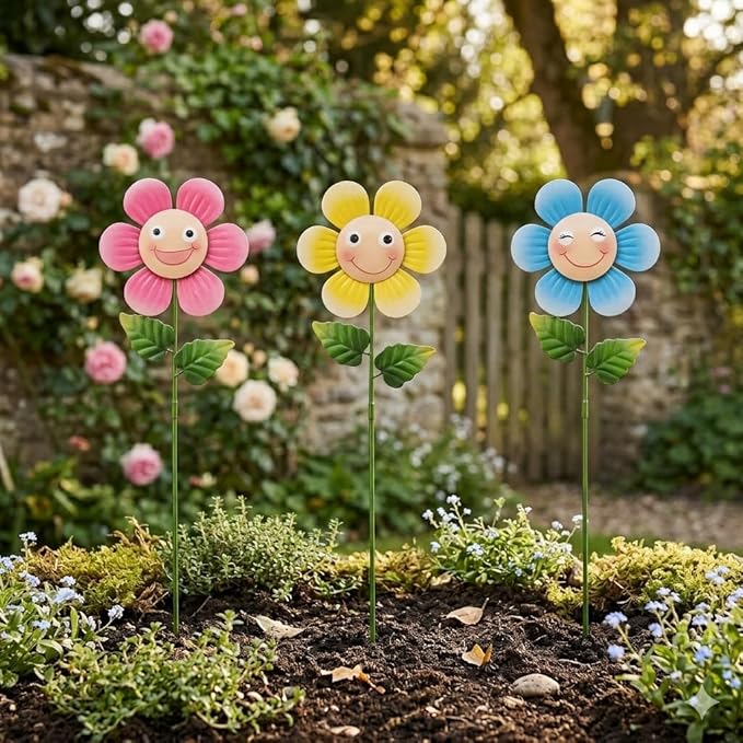 Glitzhome Set of 3 Happy Face Decorative Garden Stake, Metal Flower Yard Stakes with Hand Painted Smiling Design, Iron Garden Yard Spring Decor or Wall Decor, 18”H