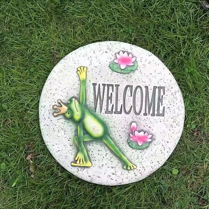 Etlegor Garden Décor Stepping Stones, Fun Animal Print Outdoor Pathway Décor Step Stones, All-Weather Lawn Pathway/Flower Beds/Courtyard Pavers(Frog-B)