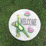 Etlegor Garden Décor Stepping Stones, Fun Animal Print Outdoor Pathway Décor Step Stones, All-Weather Lawn Pathway/Flower Beds/Courtyard Pavers(Frog-B)
