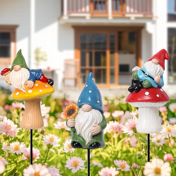 Garden Gnomes Stakes 3 Inch Plant Decorations for Pots Outdoor Statues Gnome Garden Decor 3 Pack Mini Gnomes Decorations