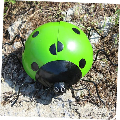 BESPORTBLE Simulated Ladybug Pendant Iron Garden Ornament Outdoor Decor Creative Hanging Artificial Ladybug Sculpture for Patio and Holiday