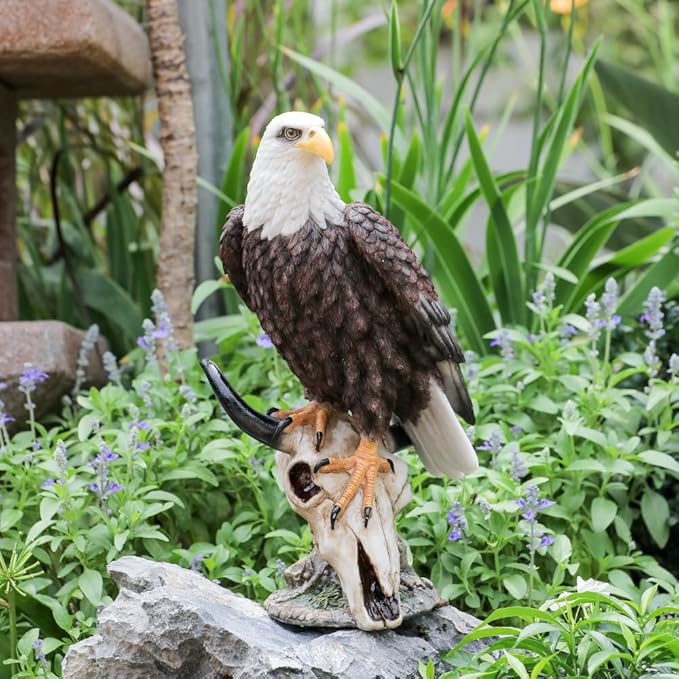 Patriotic Eagle Statue Wild Bird Eagle Decor, 13 Inch Resin Eagle Figurine Decor, Used for Home Office and Outdoor Garden Decoration, Eagle Scout Gift, American Citizen Gift.