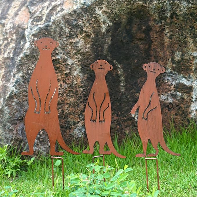 3Pcs Rusty Garden Decorative Stakes Metal Animals Garden Decor Meerkat Statues Outside Yard Art Sculptures Patio Lawn Ornaments
