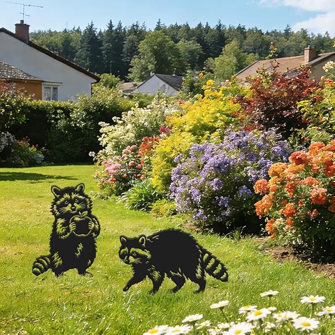 SUPERDANT 2 Pcs Metal Raccoon Garden Decor for Outside Animals Yard Stakes for Decorations Outdoor Statues Iron Art Stake Decorative Silhouette Lawn Ornament Patio Porch Farmhouse Decoration Gifts