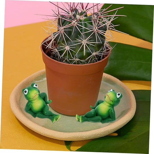 Milisten Adorable Resin Frog Statue for Garden Decor Weather-Resistant Frog Ornament Compact for Use Unique Garden Decoration