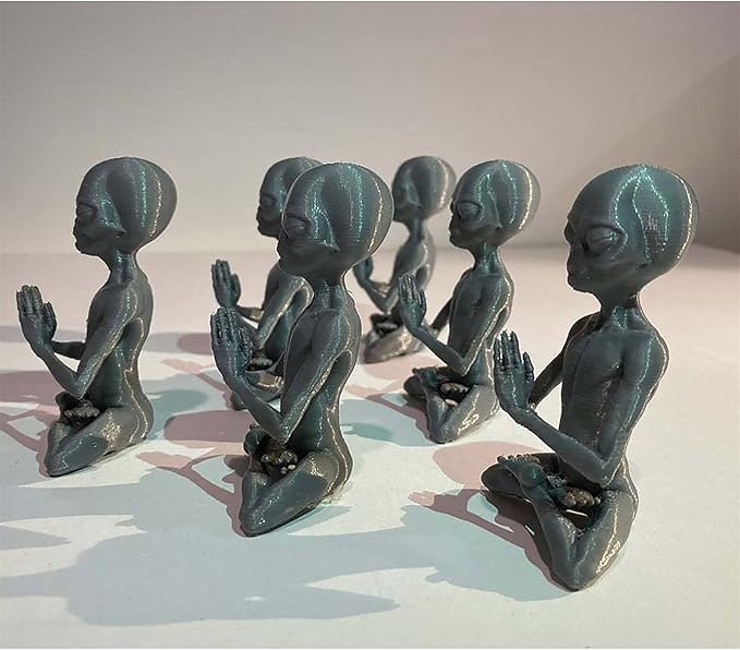 Meditating Alien Garden Sculptures & Statues, Alien Resin Statue Ornament Yard Best Art Decor for Indoor Outdoor Home or Office Collectible Figurine Gift, Grey, Small (SNSN-cijia-1)