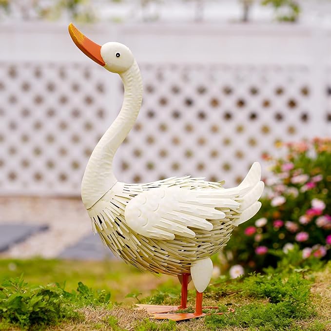 Goodeco Goose Statue for Garden Decor - Perfect for Home Yard Porch Decorations - Great Gifts for Women Mom and Gardening Gifts (White)