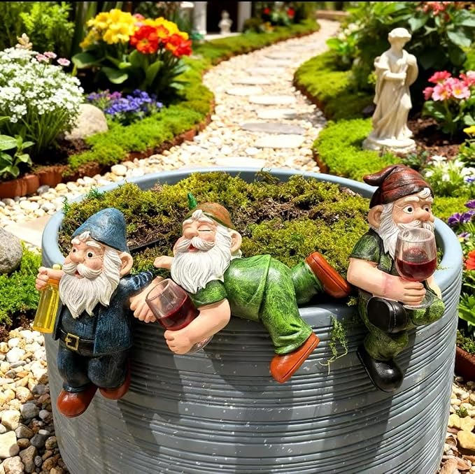 3-piece Fairy Garden Gnome Set, Beer-Drinking Gnome Resin Statue, Outdoor Decorative Item (Colorful)