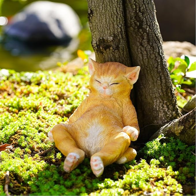 Sleeping Orange Cat Statue Outdoor Garden Decor, Realistic Resin Garden Cat Figurine, Indoor/Outdoor Decor, Heartwarming Memorial Gift for Cat Lovers, Lifelike Feline Sculpture for Patio & Yard