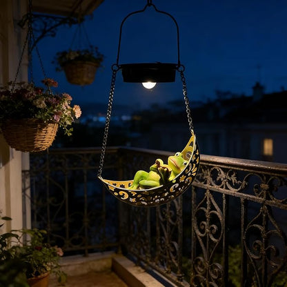 Solar Frog Light Outdoor Statues, Waterproof Hanging Animal Figurine with Hook for Yard Garden Wall Balcony Tree Decoration, Garden Statues Lawn Ornaments for Outside Art Outdoor(1 Pack Frog)