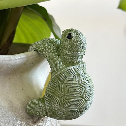 Cute Climbing Tortoise Flower Pot Hugger Figurines Resin Hanging Turtle Statue Planter Pot Decorations for Home Garden Fence Balcony Patio Lawn Yard Ornaments