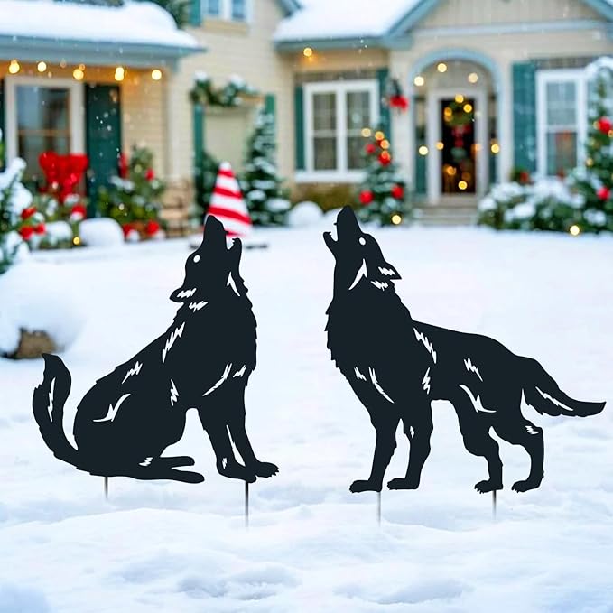 Wolf Metal Outdoor Garden Stakes Decorative,Gifts for Wolf Lovers,Silhouette Statues Garden Decor for Summer Patio, Lawn, Backyard, Pathway,Yard Art,Gardening Gifts