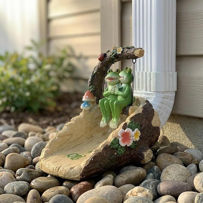 Frogs On The Swing Gutter Guardian Rain Downspout, Animals Outdoor Statue Gutter Downspout Extension Garden Decoration, Downspout Extender Diverter Splash Block for Courtyard and Patio