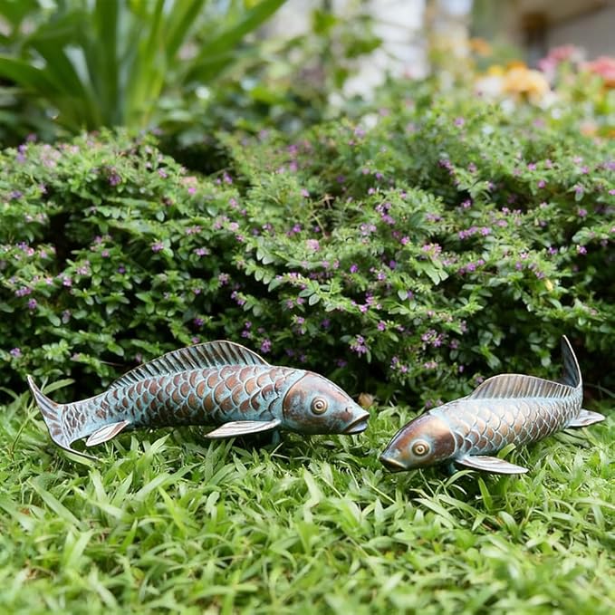 Outdoor Garden Koi Fish Statues, 2pcs Antique Copper Fish Sculptures for Pond, Lawn, Patio, Yard and Home Decor, Perfect Gardening Gift for Grandma and Women