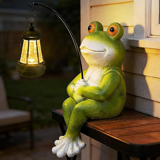Teaeeno Solar Garden Statues Loving Frog Garden Decor Figurine Lights for Outside, Yard Decorations Outdoor Patio Decor, Gardening Gifts for Women