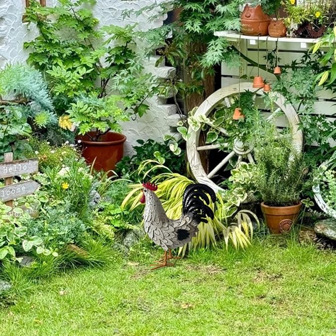 Metal Rooster Yard Decor,16 in Outdoor Chicken Statue Decoration for Patio Lawn Garden,3D Rooster Garden Statues,Chicken Yard Art Sculpture Outdoor Figurines,Metal Chicken Decor,1 Pcs (White)