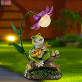 Garden Decor Statues, Outdoor Funny Frog Statue, Solar Frog Gift Sculpture Decoration for Home Patio, Yard, Lawn, Porch, Ornament