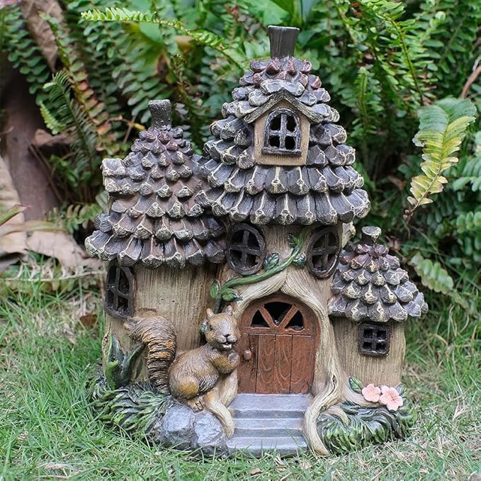 Zayton Garden Squirrel's House Outdoor Statues Yard Resin Decoration Gift Handmade Housewarming Gift for Patio Yard Lawn Waterproof Cracking