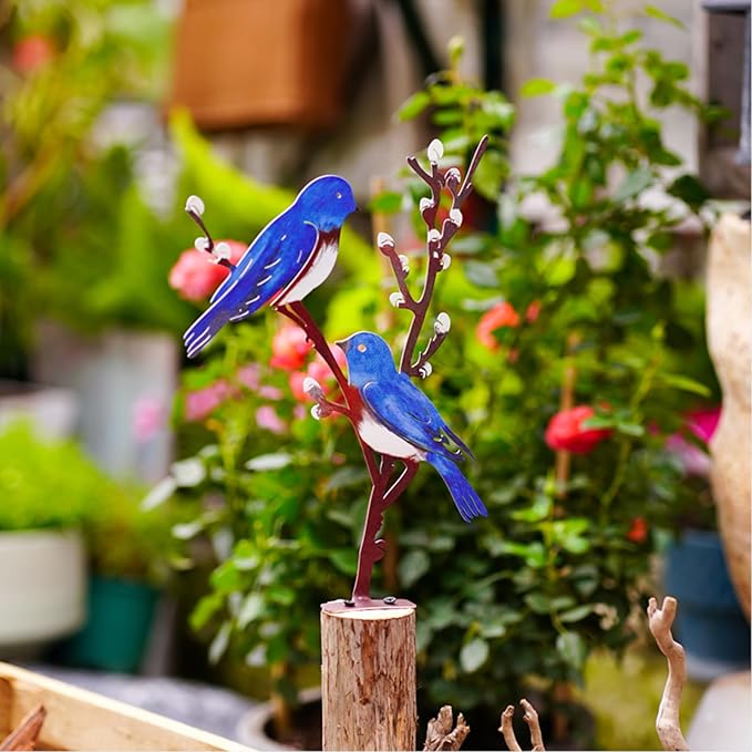 Wrought Iron Bird Decoration Metal Iron Art Animal Bird Hanging Ornaments Cute Bird Art Iron Sculpture Creative Outdoor Silhouettes Garden Crafts for Garden (Blue)