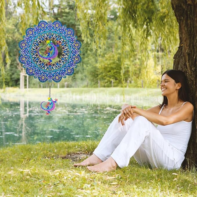 DREAMYSOUL Metal 12" Wind Spinner, Gecko Hanging Wind Spinner for Yard and Garden 3D Kinetic Wind Sculpture Indoor Outdoor Patio Decoration