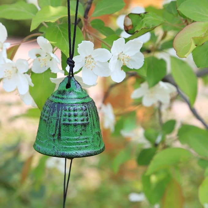 AUNMAS Wind Chimes for Outside, Japanese Cast Iron Wind Chime Zen Buddhist Temple Bell Design with Soothing Meditation Sound Unique Balcony Wnd Bell for Home Garden Decor(Green)