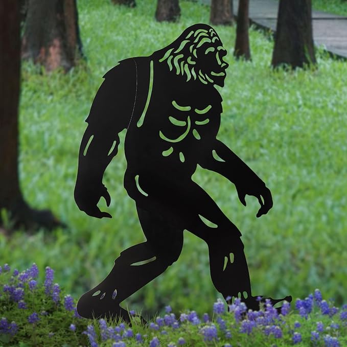 Bigfoot Garden Decor for Outside, Big Foot Silhouette Outdoor Statues, Sasquatch Gardening Gifts for Men/Dad/Women, Metal Yard Art for Lawn, Forests,Outdoor Decorations
